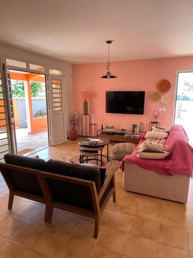 Villa Norah T5 Duplex Le Robert Esterno foto