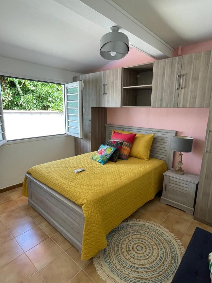 Villa Norah T5 Duplex Le Robert Esterno foto