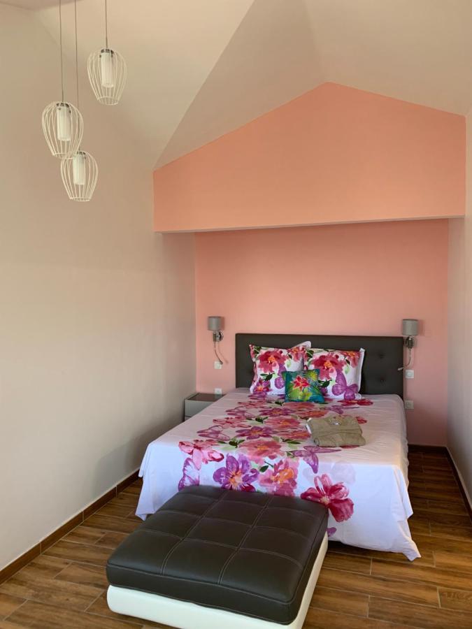 Villa Norah T5 Duplex Le Robert Esterno foto