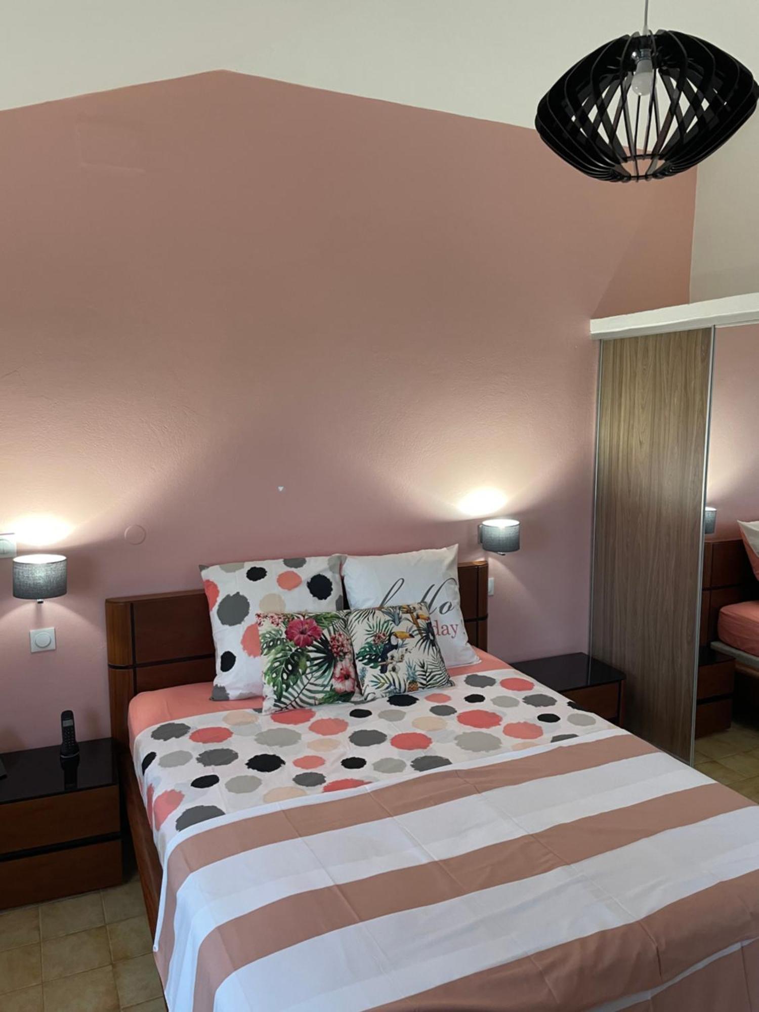 Villa Norah T5 Duplex Le Robert Esterno foto